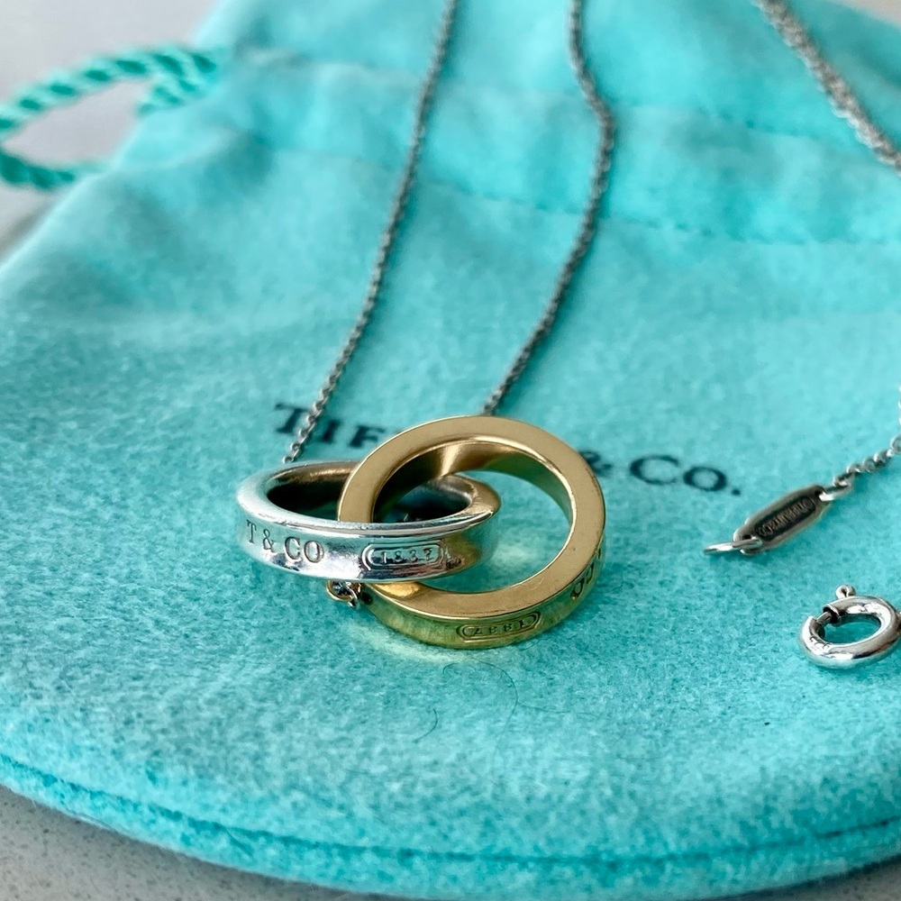 Tiffany&Co Interlocking Circles necklace